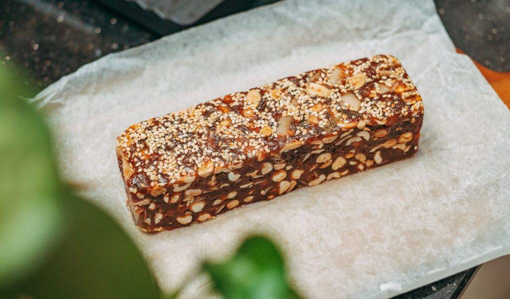 Seeded protein bar on baking paper